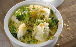 Hake, Broccoli and Cheddar Cheese Bake