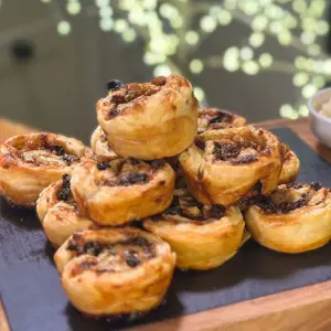 Neven’s Mincemeat Swirls
