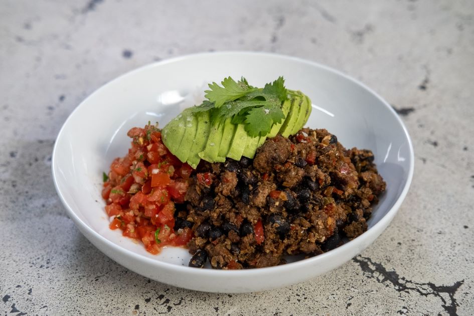 Mark’s Quick Beef Chilli, Egg, Pico de Gallo and Rice