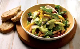Chicken Salad with Cashew Nuts and Mango Dressing