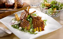 Lamb Cutlets with Garlic, Lemon and Paprika Marinade