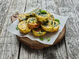 Mini Frittatas with Bacon and Spinach