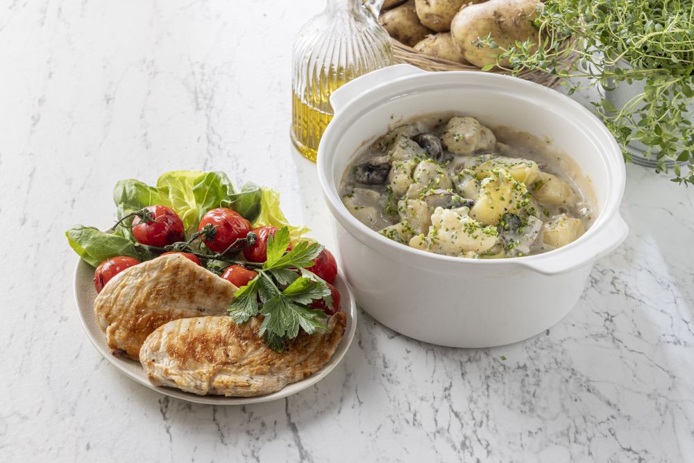 Creamy Potatoes, Mushroom & Chicken Casserole